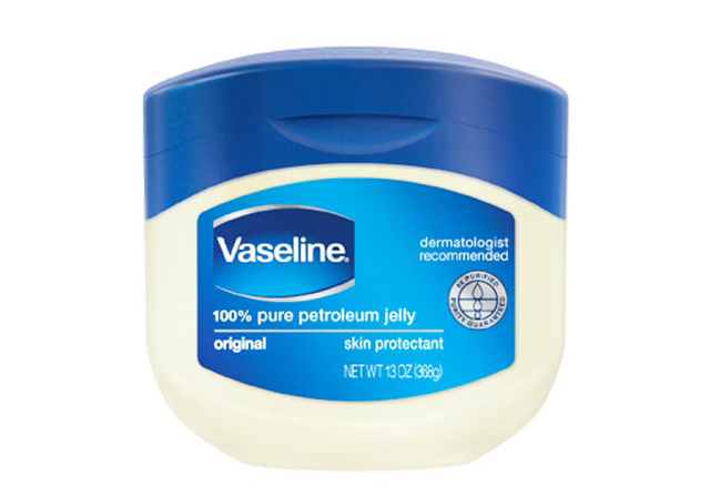 kem-duong-am-Vaseline-Pure-Petroleum-Jelly
